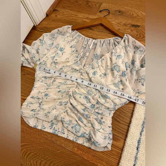 Free People Final Rose Top Smocked Top size Small - Picture 9 of 10